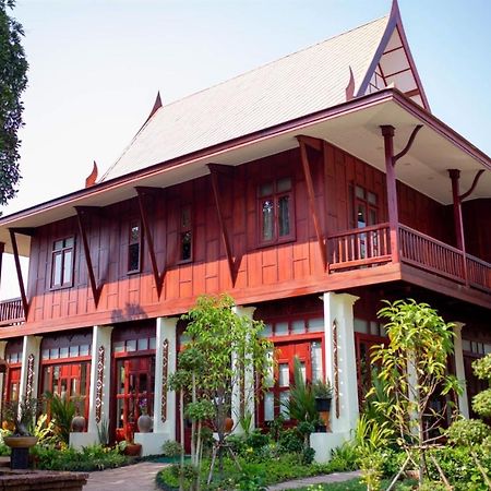 Baan Lhang Wangh บ้านหลังวัง Phitsanulok Extérieur photo