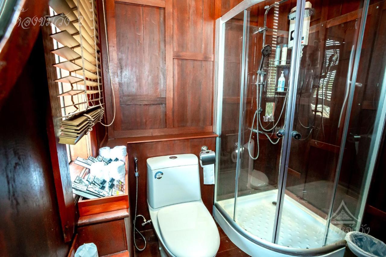 Baan Lhang Wangh บ้านหลังวัง Phitsanulok Extérieur photo